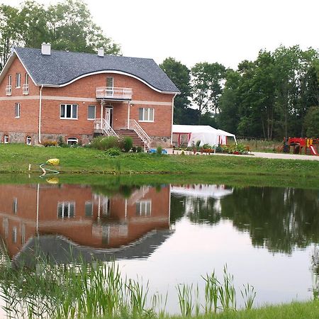 Guest House Kalnu Pupoli Šenheida Bagian luar foto