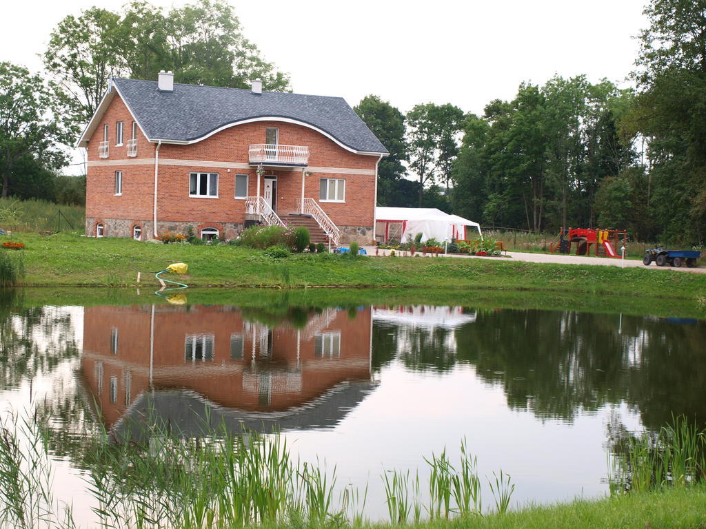Guest House Kalnu Pupoli Šenheida Bagian luar foto