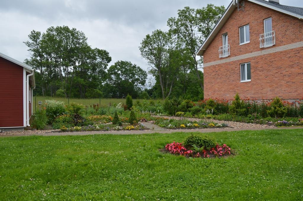 Guest House Kalnu Pupoli Šenheida Bagian luar foto